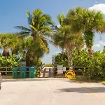Private Tropical Beach Oasis - Coral