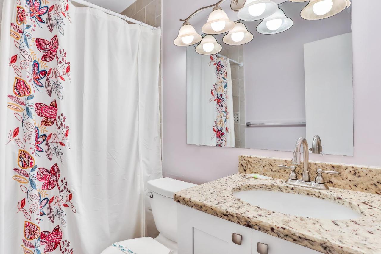 Happiness Comes In Waves Apartment