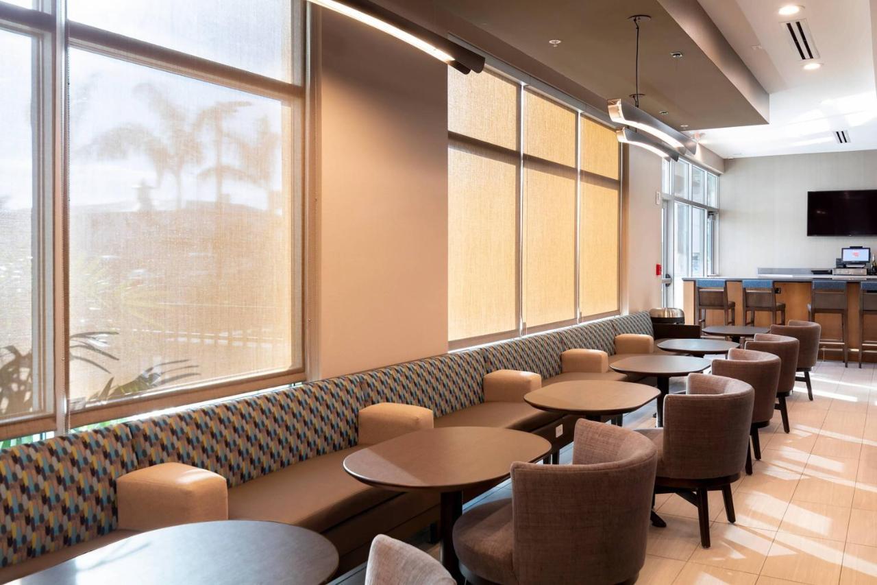 Hotel Springhill By Marriott Cocoa