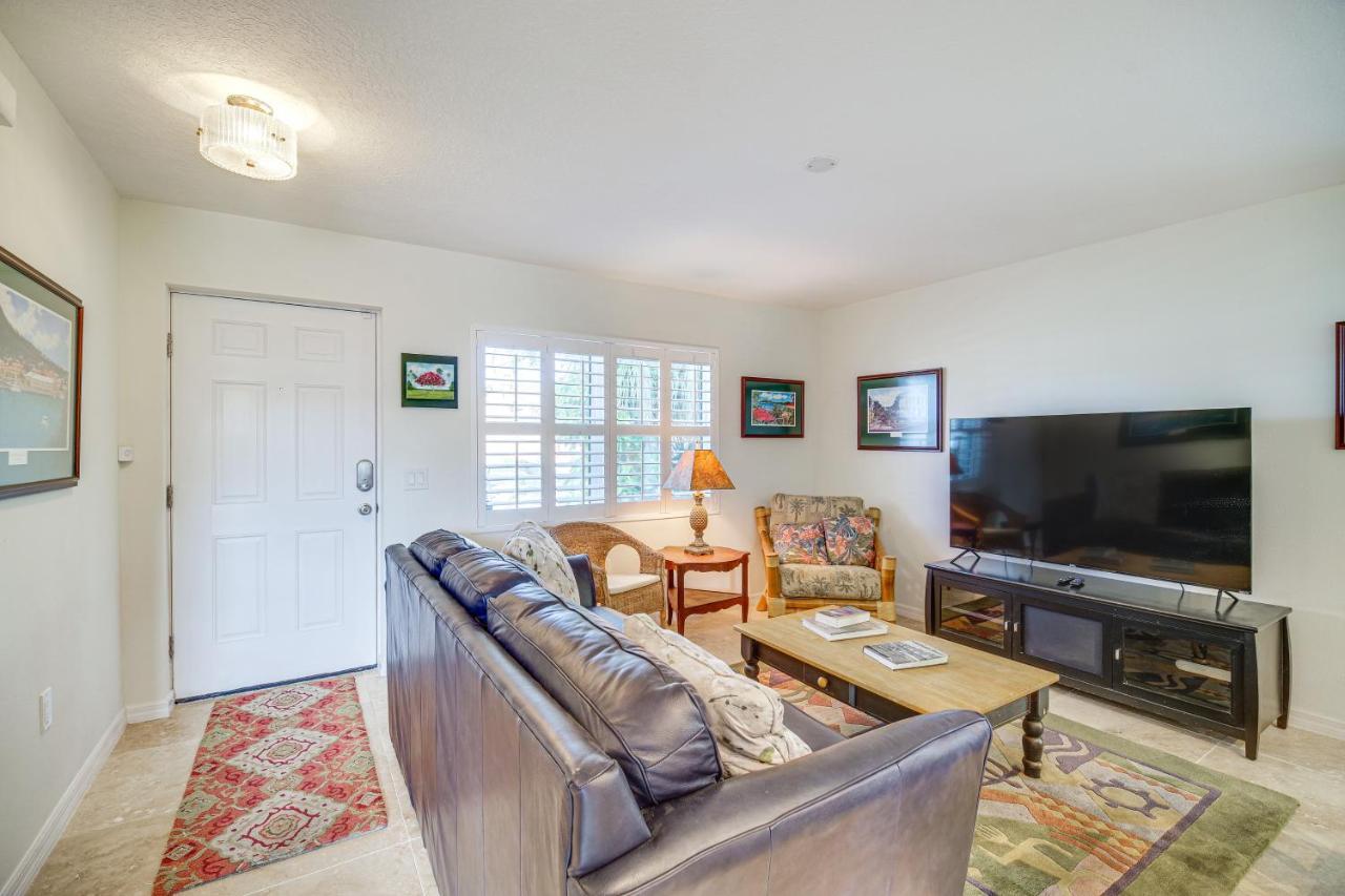 2-story Walk To Public Beach! * Cape Canaveral