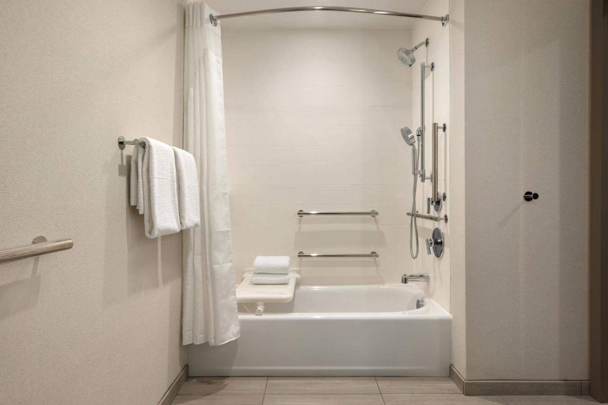 Hotel Express By Ihg Cape Canaveral