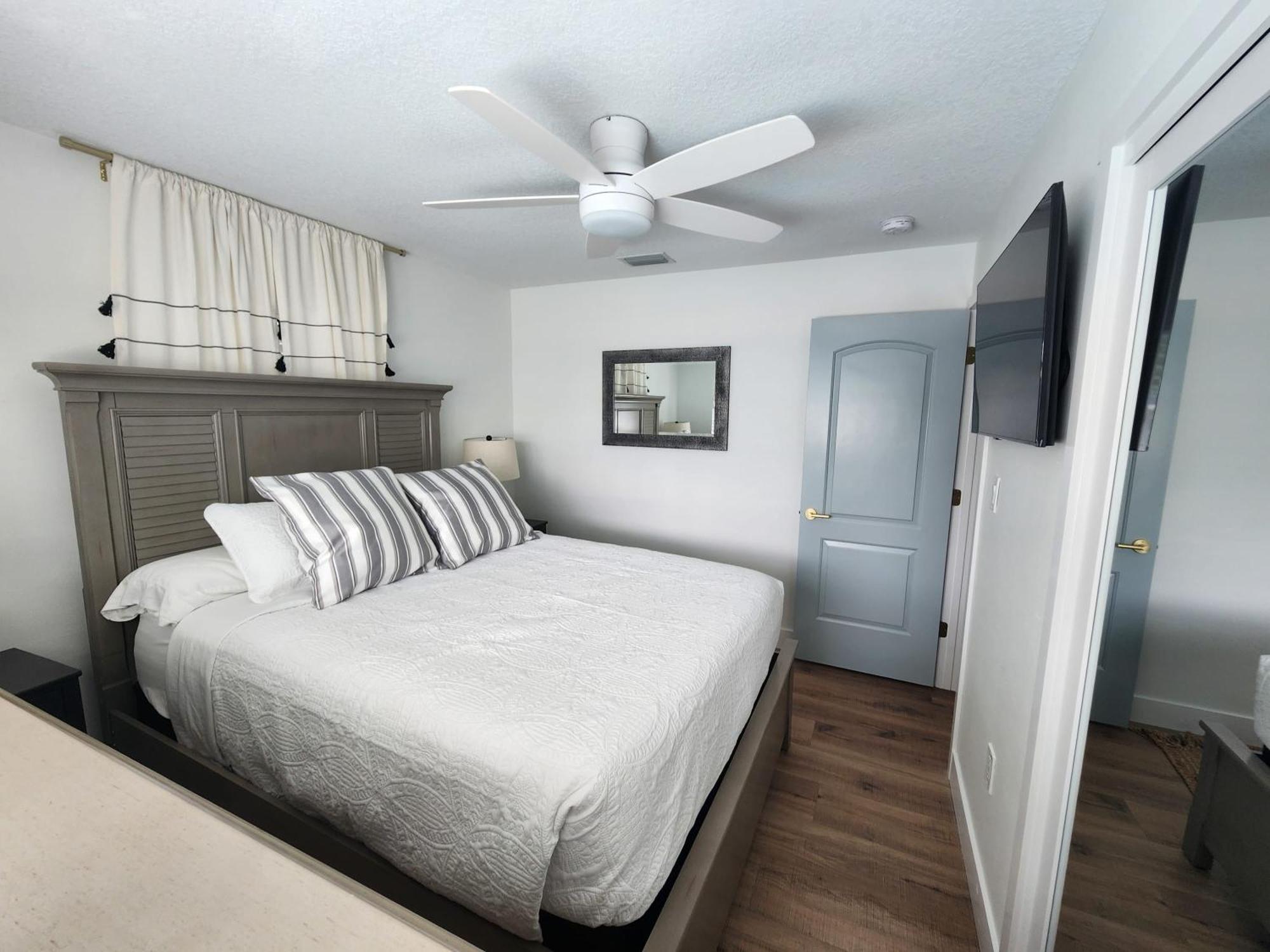 Drift House - 4bed 3bath Private Pool House *