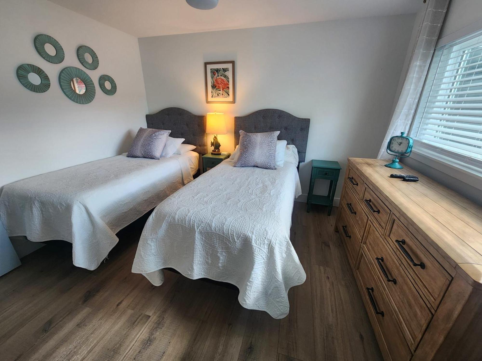 Drift House - 4bed 3bath Private Pool House Holiday home