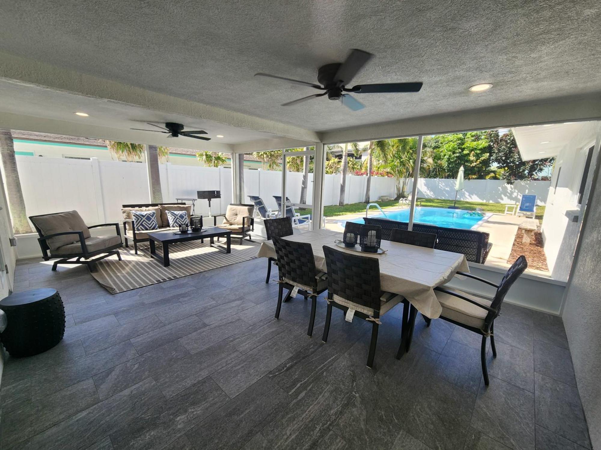 Holiday home Drift House - 4bed 3bath Private Pool House