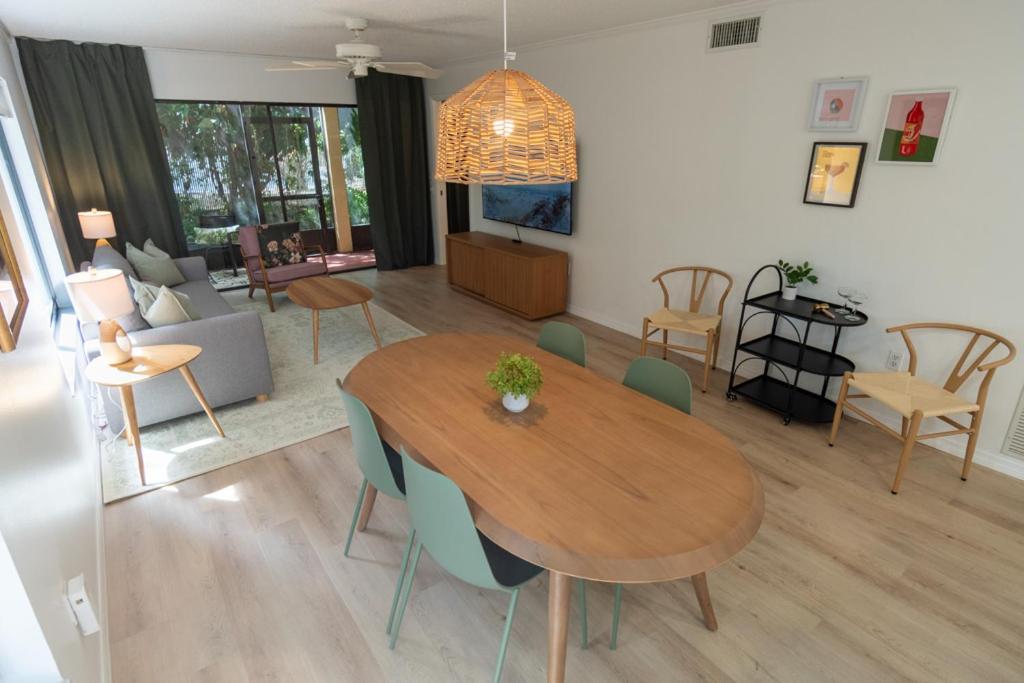 Private Tropical Oasis - Aloe Apartment Cape Canaveral
