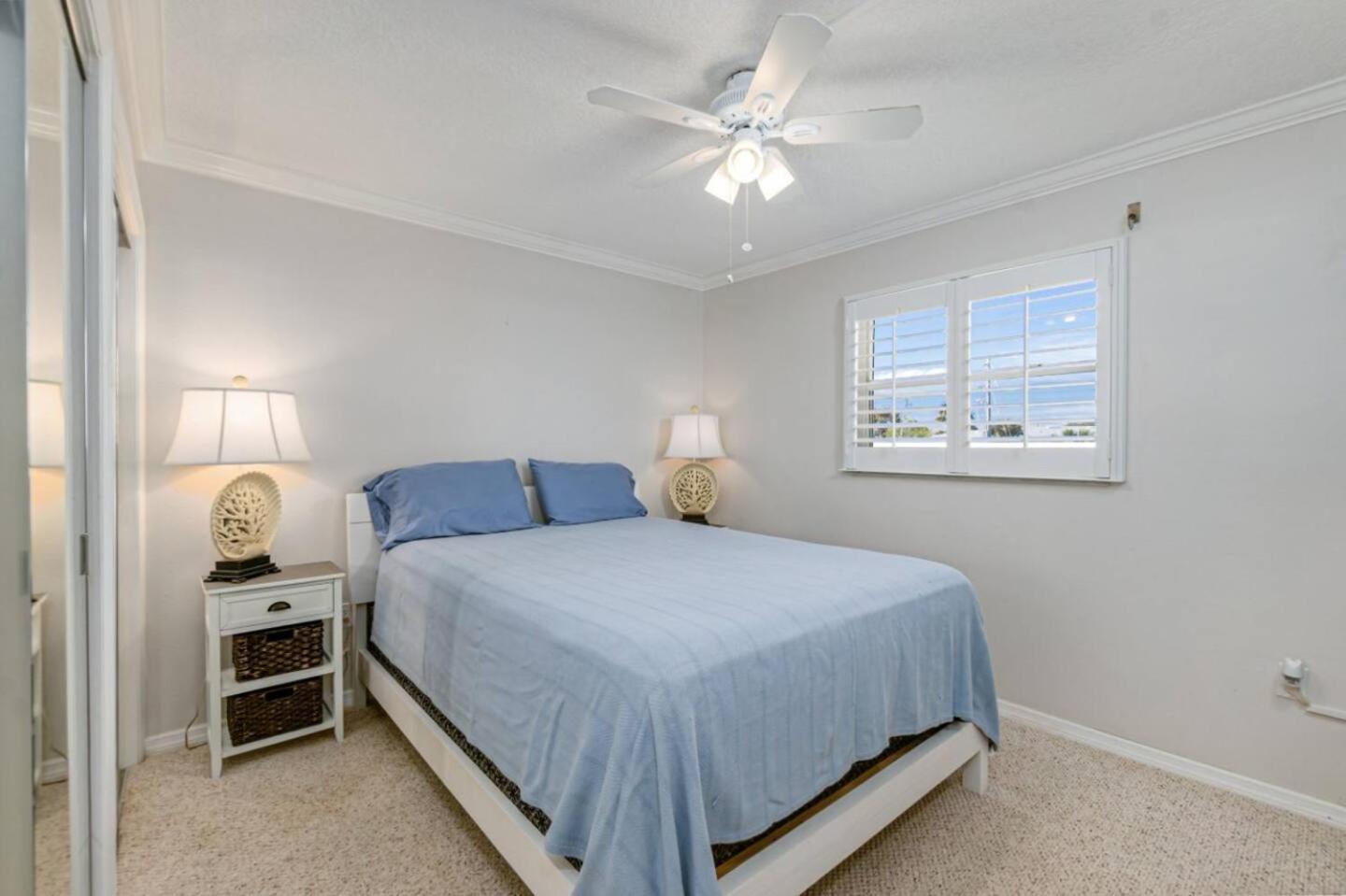 201 - 2 Bedroom 2 Bath Luxury Unit W Sea Breeze! Holiday home Cape Canaveral