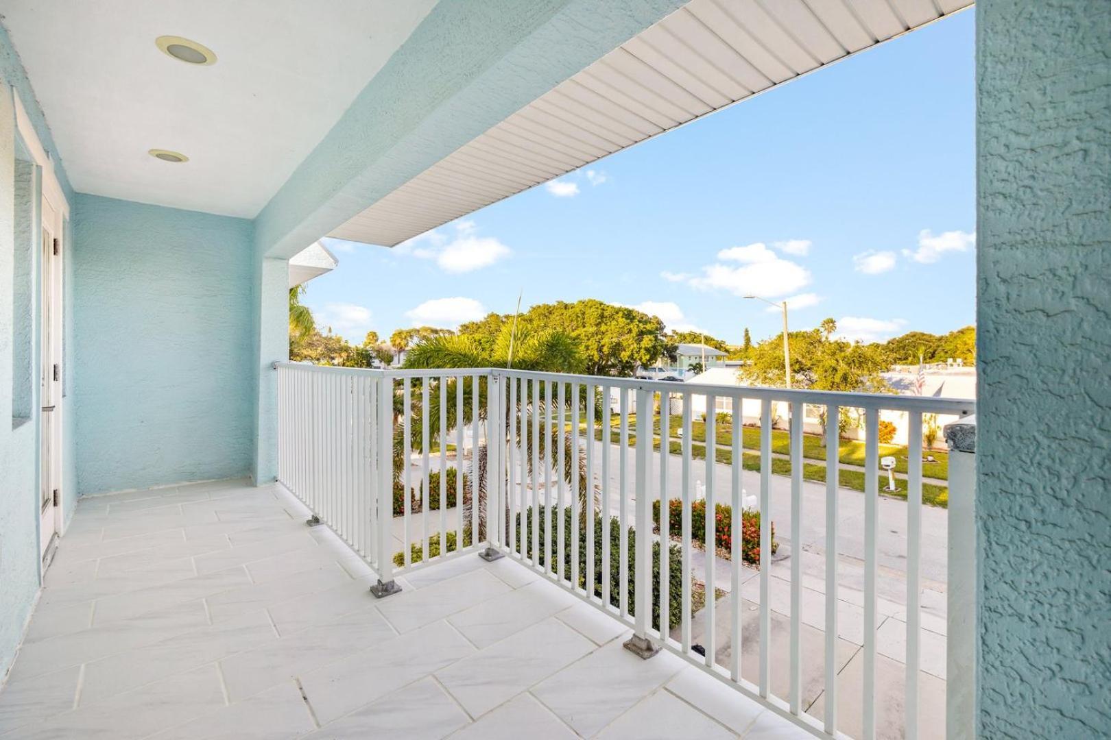 8023 Magnolia Ave Holiday home